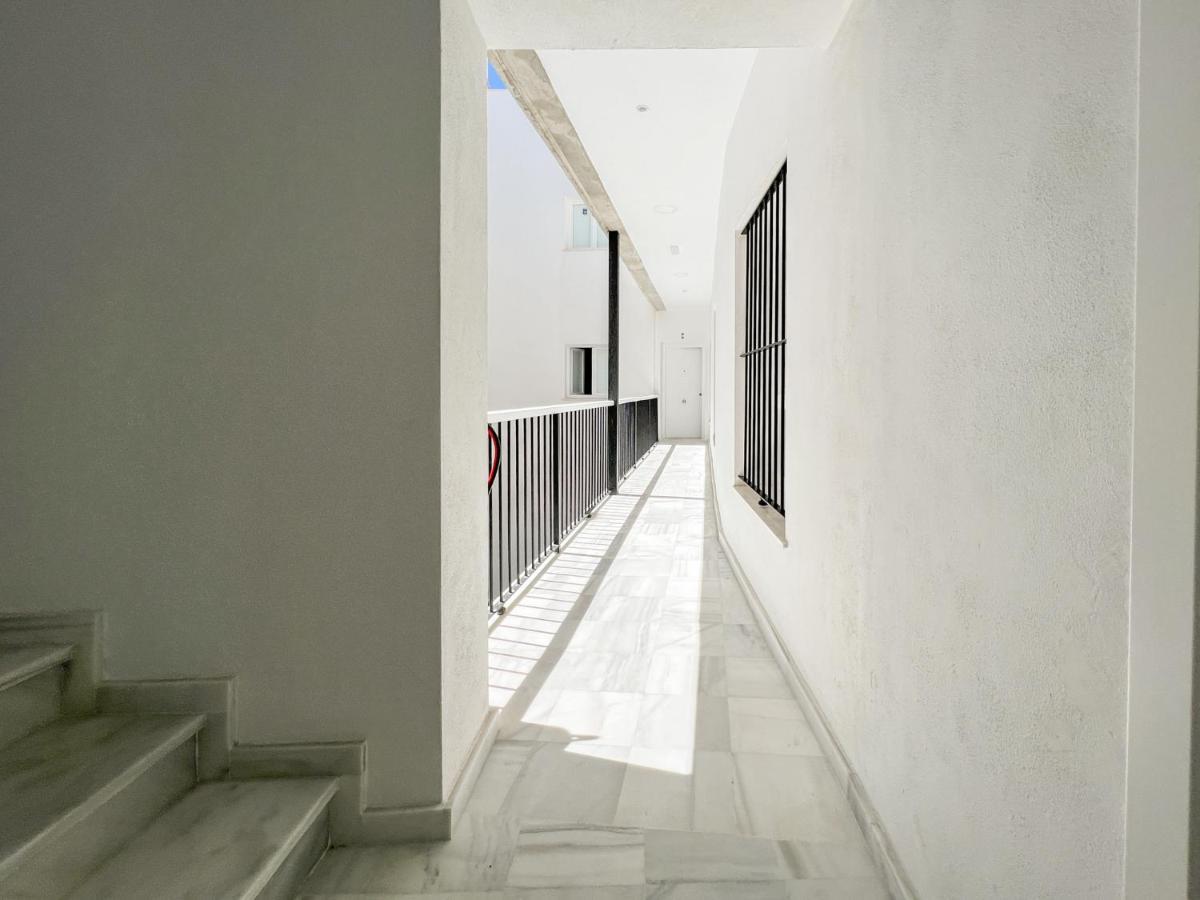 Suite Catedral Little Apartments Cádiz Exterior foto